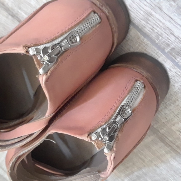 SALE!!!FREE PEOPLE..LOST VALLEY BOOTIES.. - Picture 4 of 8